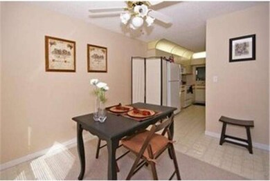EAT IN KITCHEN