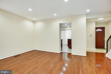 1610 Valencia Way, Reston, VA 20190 - photo 7