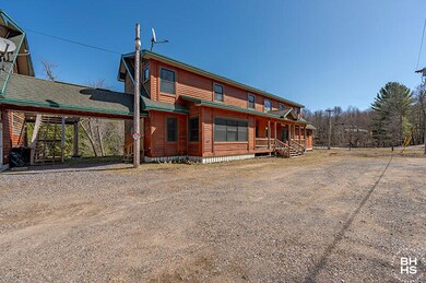 HomeOnLakeOzoniaOutlet_Exterior