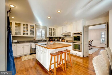 7 Shady Brook Ct, Lutherville Timonium, MD 21093 - photo 5