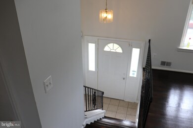 7606 Walker Mill Rd, Capitol Heights, MD 20743 - photo 2