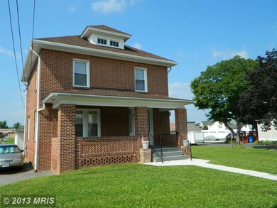 346 E Baltimore St, Taneytown, MD 21787 - photo 4