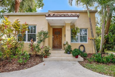 812 Upland Rd West Palm Beach-large-002-