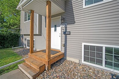 1905 E 25th St, Des Moines, IA 50317 - photo 3