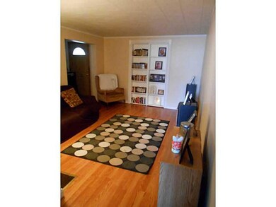 Living Room. Living Room has been redone with dryw