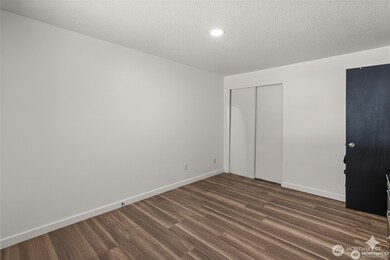 18816 Mountain View Dr E unit F, Bonney Lake, WA 98391 - photo 6