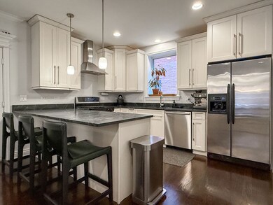 927 W Agatite Ave unit 2N, Chicago, IL 60640 - photo 5