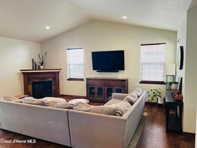 3588 W Loxton Loop, Coeur D Alene, ID 83815 - photo 4