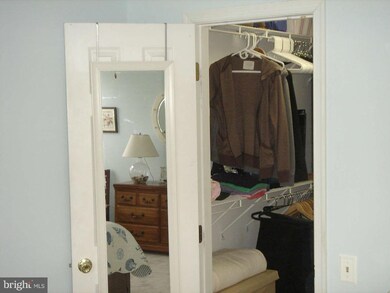 11193 Rienzi Place unit 201, Manassas, VA 20109 - photo 7