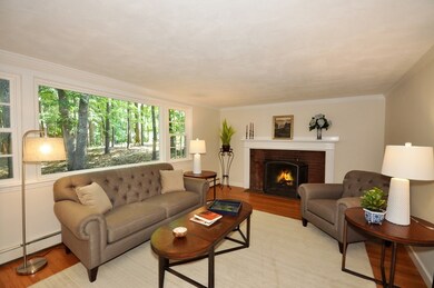 14 Maplewood Cir, Concord, MA 01742 - photo 5