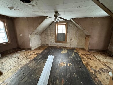 1605 Thul St, Burlington, IA 52601 - photo 5