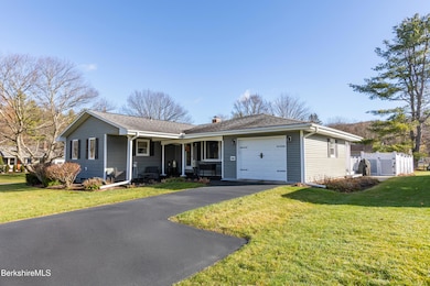 100 Elaine Dr, Pittsfield, MA 01201 - photo 3