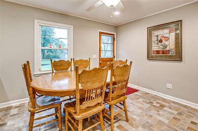 386 Clearview Dr, Asheboro, NC 27205 - photo 7