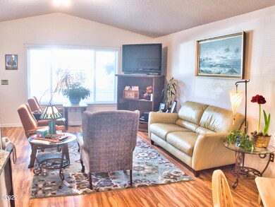 501 SE Neptune Ave, Lincoln City, OR 97367 - photo 7