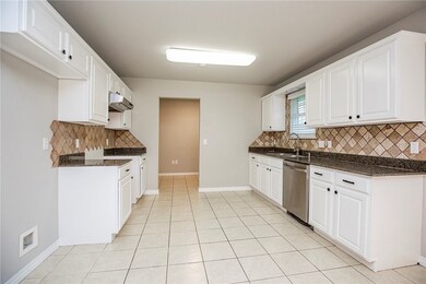 360 Joy Carol Loop, Bethel Heights, AR 72764 - photo 6