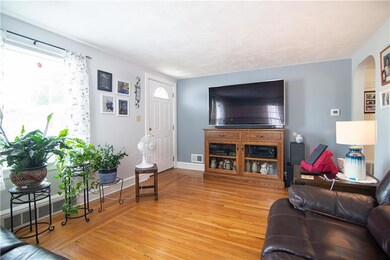 70 Stearns St, Pawtucket, RI 02861 - photo 7