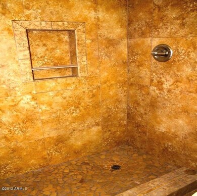 MASTER SHOWER