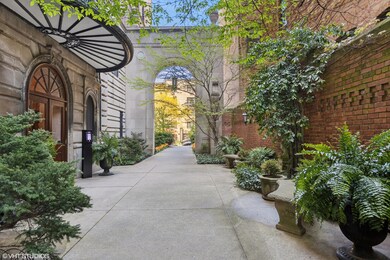 Oakdale Towers unit 3A, Chicago, IL 60657 - photo 4