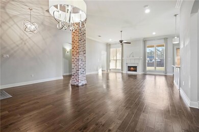 Dinning Room/Family Room