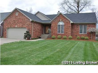 7413 Crabtree Dr, Louisville, KY 40228 - photo 3