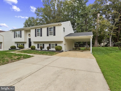 2007 Robert Bowie Dr, Upper Marlboro, MD 20774 - photo 3