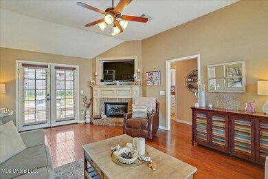 08-270 Ashton Way