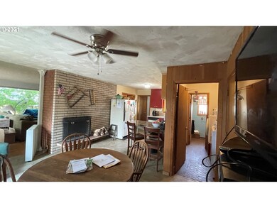 625 N Knights Bridge Rd, Canby, OR 97013 - photo 7