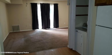 31 Pin Oak Ln, Little Egg Harbor Township, NJ 08087 - photo 4