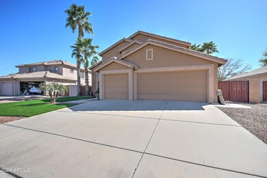 1167 E Nunnely-3