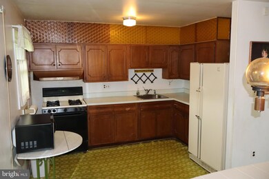 206 Pepper Ct, Capitol Heights, MD 20743 - photo 7