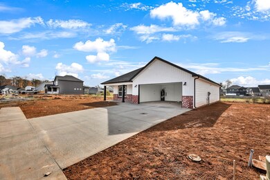 519 Ayden Ln, Clarksville, TN 37042 - photo 6