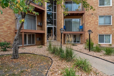 9147 Highway 55 unit 102, Golden Valley, MN 55427 - photo 2