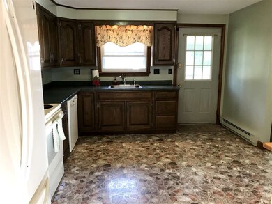 112 Hilldale Ave, South Hampton, NH 03827 - photo 5