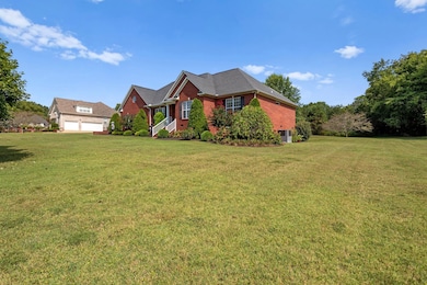 1315 Morlinty Ct, Columbia, TN 38401 - photo 4