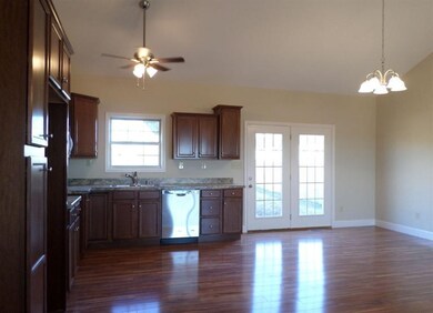 1924 Clearwater Dr, Lawrenceburg, KY 40342 - photo 7