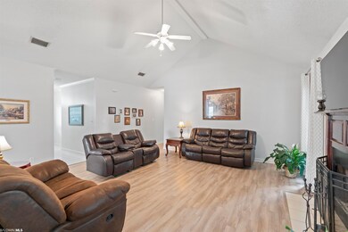 150 Hawthorne Cir, Fairhope, AL 36532 - photo 6