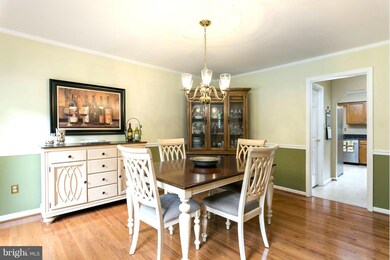 7127 Willow Brook Way, Columbia, MD 21046 - photo 5