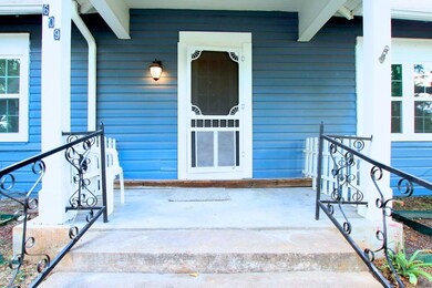 609 E 11th St, Bonham, TX 75418 - photo 4