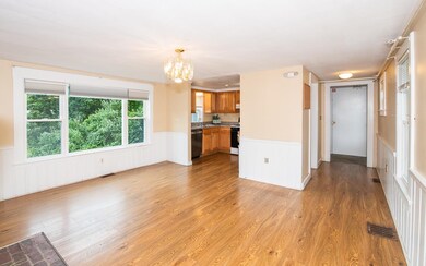 112 Musquash Rd, Hudson, NH 03051 - photo 7