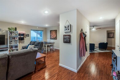 2712 Scenic Hills Dr, Bedford, TX 76021 - photo 3