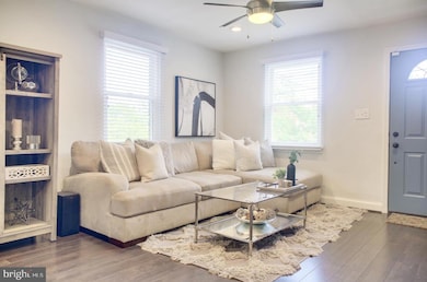 4341 F St SE, Washington, DC 20019 - photo 2