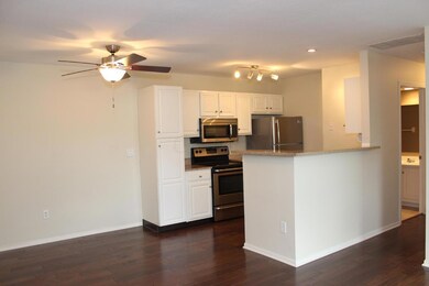 IMG_6078_Kitchen Area