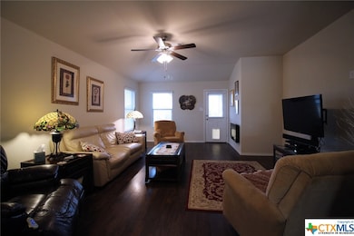 1305 Briscoe Ct, Copperas Cove, TX 76522 - photo 7