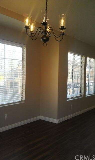 Big windows to let in lots of light.