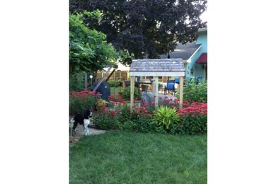 Yard/Garden. Garden in June