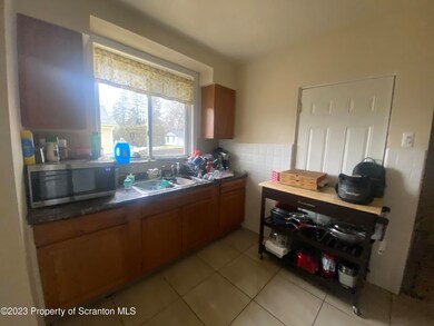 812 Quincy Ave, Scranton, PA 18510 - photo 5