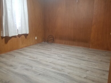 unlisted-address, Peru, IL 61354 - photo 5