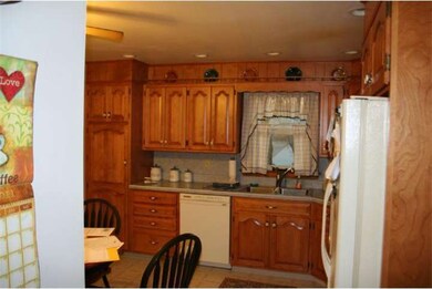 1405 Unionville Rd, Pottstown, PA 19465 - photo 5