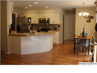 Kitchen and eat in area