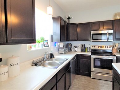 2511 Blackthorn Dr, Franklin, IN 46131 - photo 6